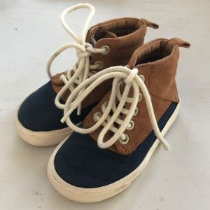 Old Navy High Top Shoes 6T
